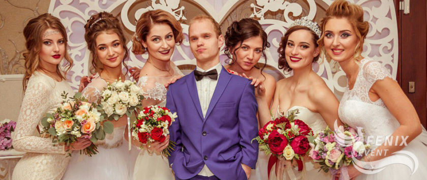 Заказать карликов на встречу гостей на свадьбу и юбилей в Москве - артисты маленького роста на праздник на велком и корпоратив Москва