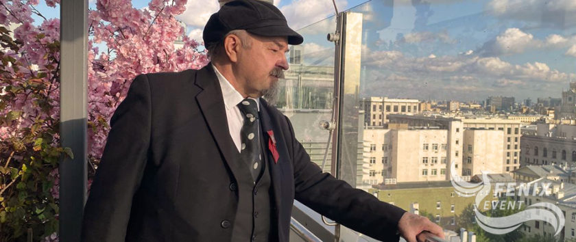 Двойник Ленина на встречу гостей Москва. Двойники политиков на встречу гостей на праздник в Москве.