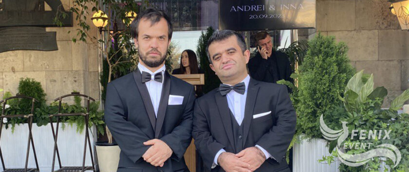 Заказать карликов на встречу гостей. Артисты карлики на праздник в Москве. Карлики на велком зону на свадьбу.