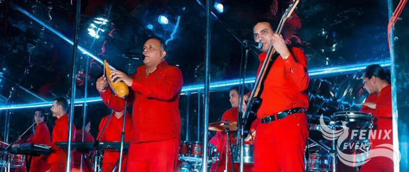 Заказать кубинские шоу на праздник в Москве. Кубинские музыканты на встречу гостей в Москве. Кубинские артисты на свадьбу в Москве.