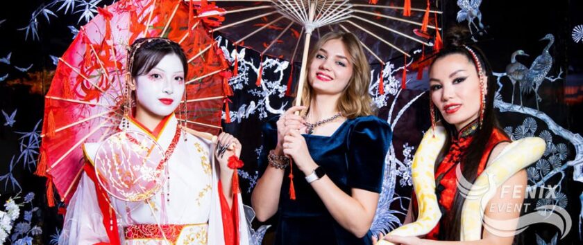 Китайские артисты на праздник в Москве. Организовать праздник в китайском стиле в Москве. Шоу китайских барабанщиков в Москве.