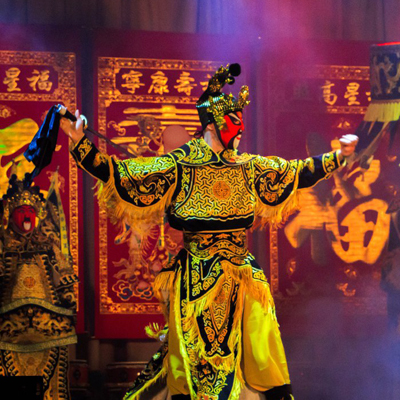 Заказать китайское Кунг-Фу шоу на праздник и новый год в Москве